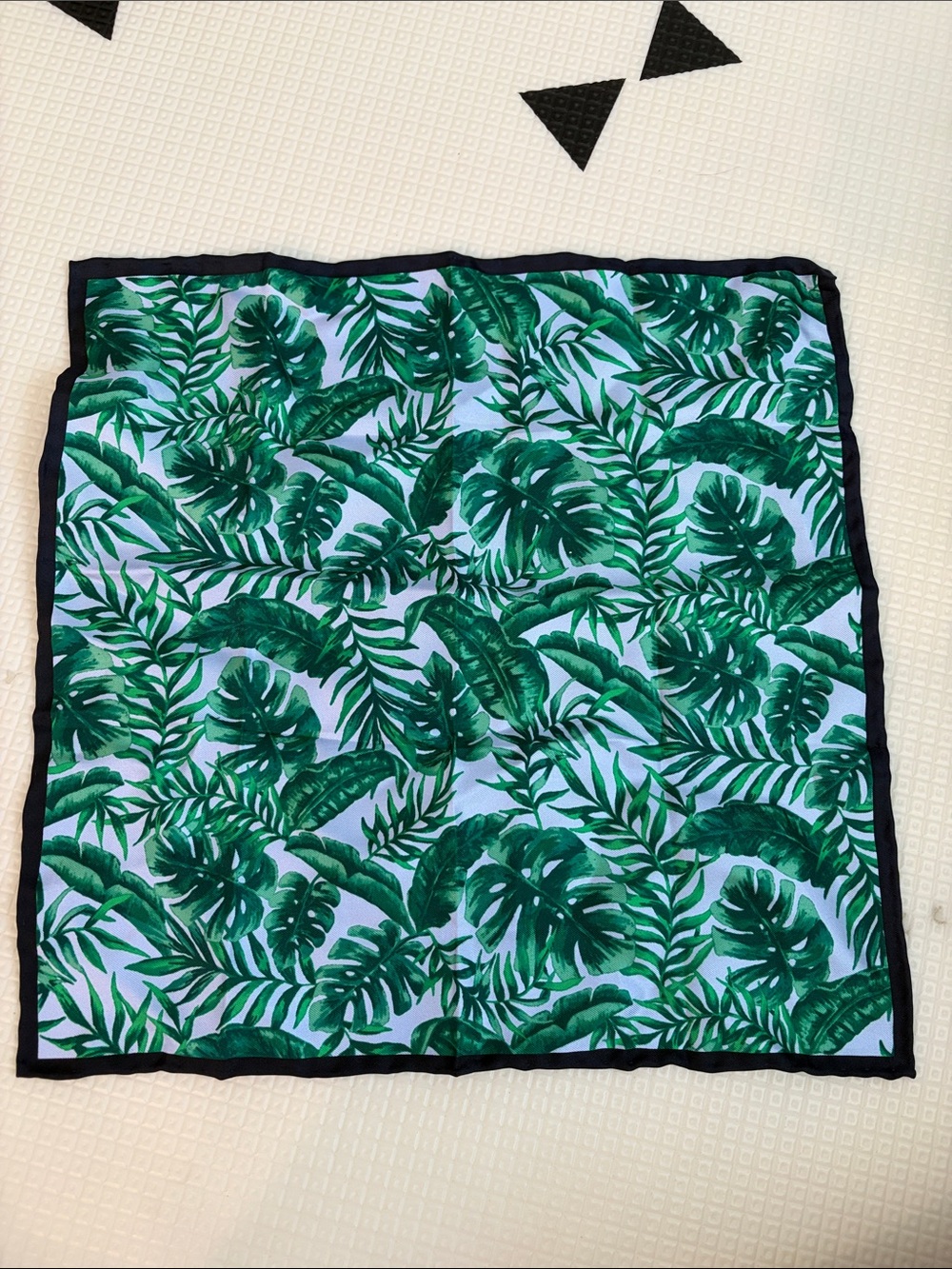 Banana Republic Tropical Green Leaf Print Pocket Square